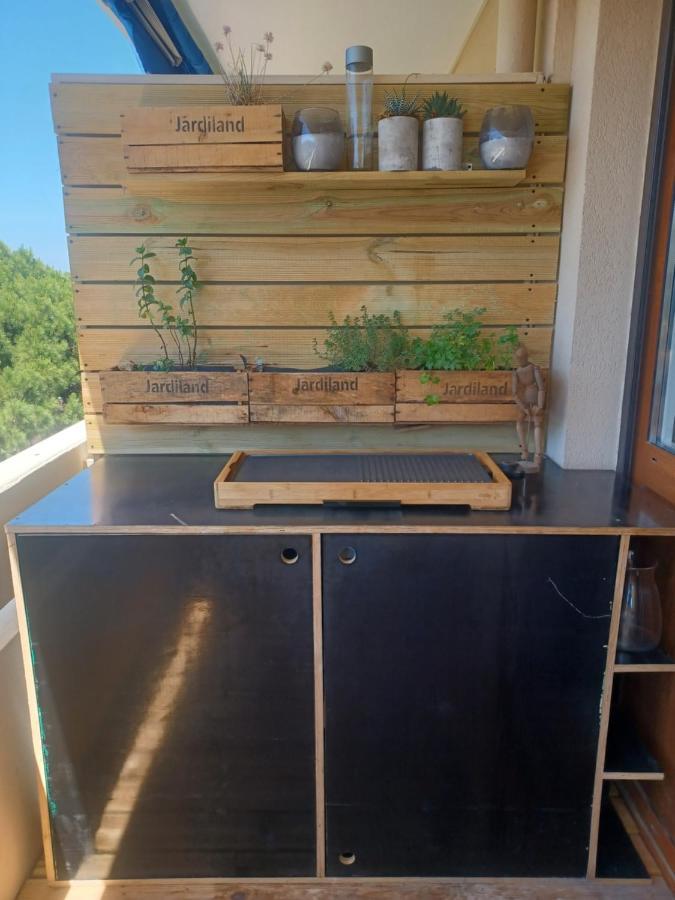 Superbe Appartement A 100M De La Mer, Et A Cote De La Base Nature Frejus Luaran gambar