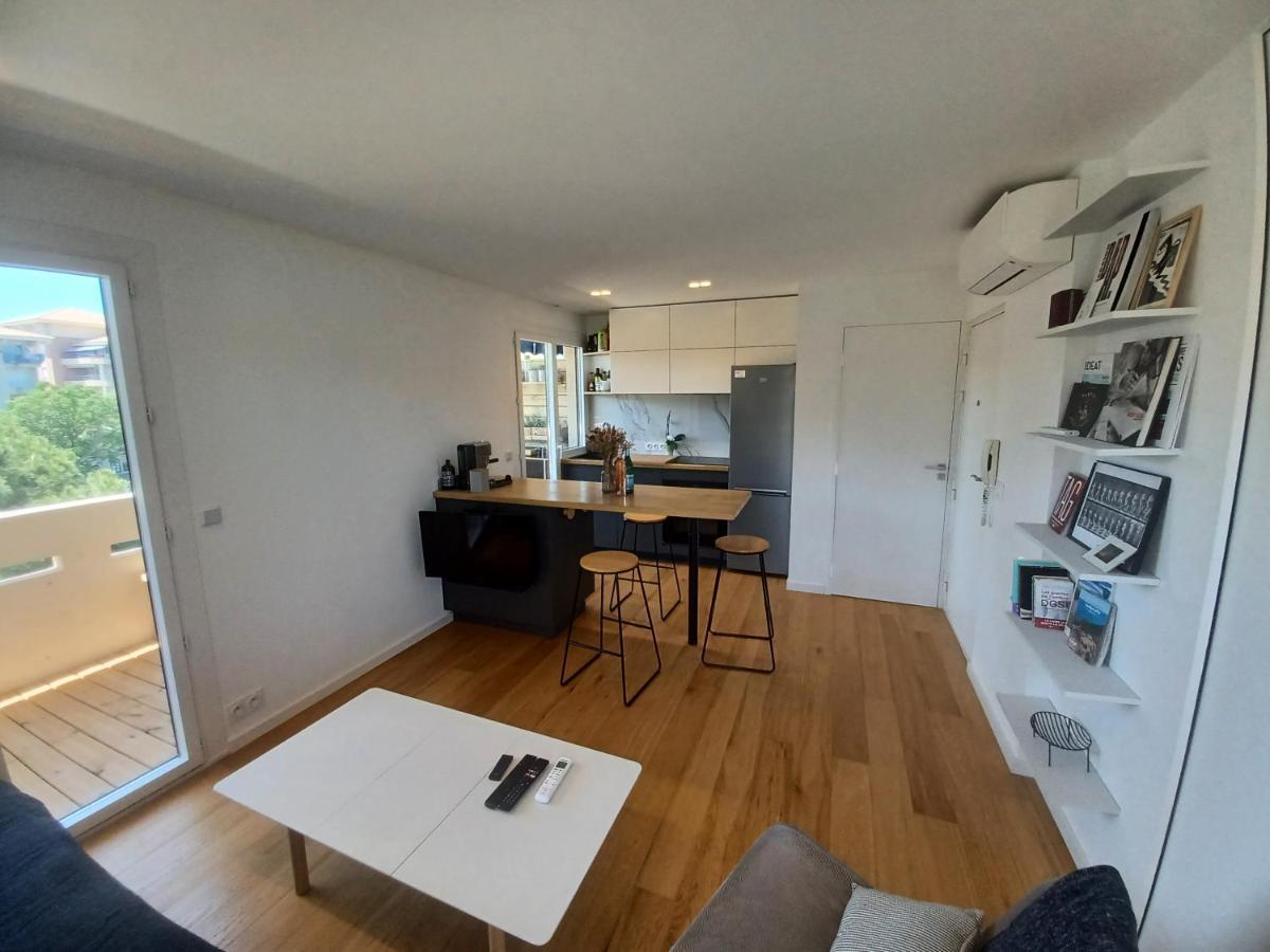 Superbe Appartement A 100M De La Mer, Et A Cote De La Base Nature Frejus Luaran gambar