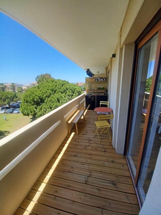 Superbe Appartement A 100M De La Mer, Et A Cote De La Base Nature Frejus Luaran gambar